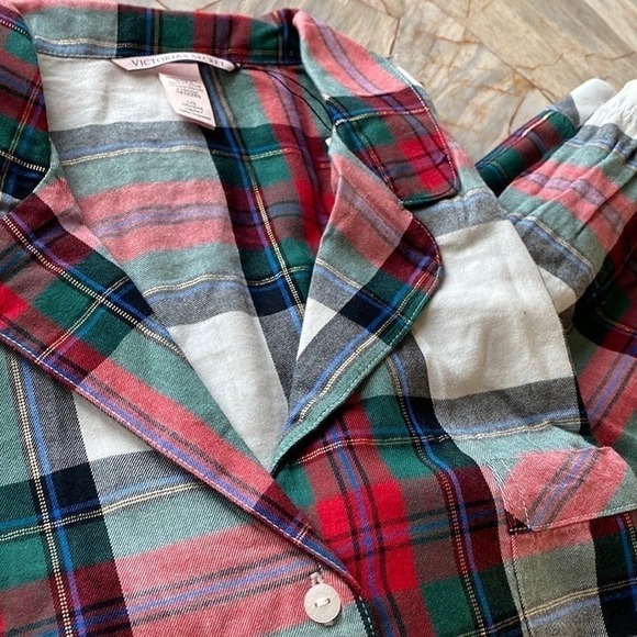 Large VICTORIA'S SECRET Flannel Long Pajama Set - Picture 10 of 12